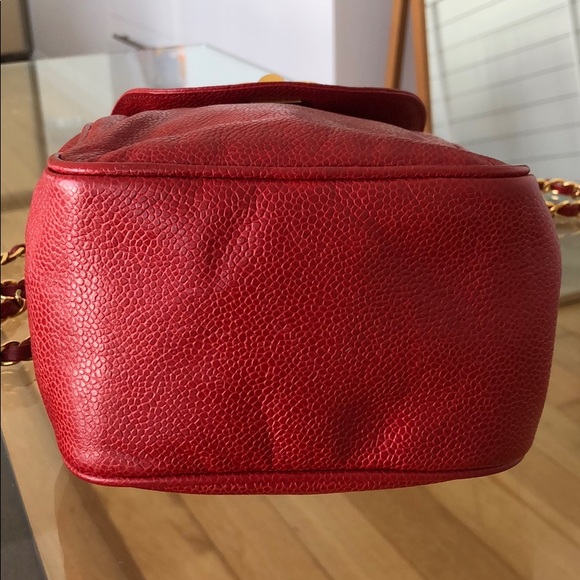 SOLD RARE Vintage Red Caviar Messenger Bag Gold HW - Picture 7 of 16